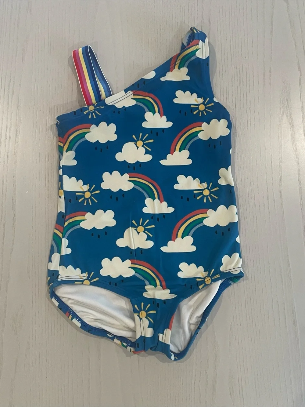 Hanna Andersson Printed Asymmetrical One Piece Swimsuit (Rain or Shine) - 4 100